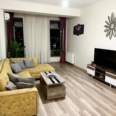 Apartment In Tbilisi “Green Budapest “ Exteriör bild